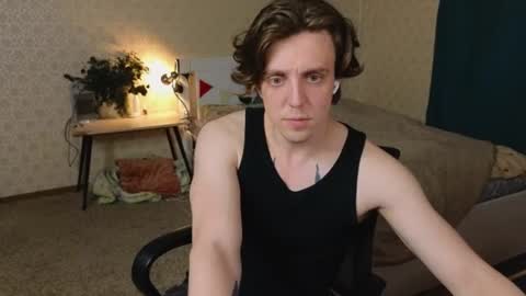Snapshot of oliver_travis chatting on 25, 7, 2026 Oliver Evans online show from 25, 7, 2026