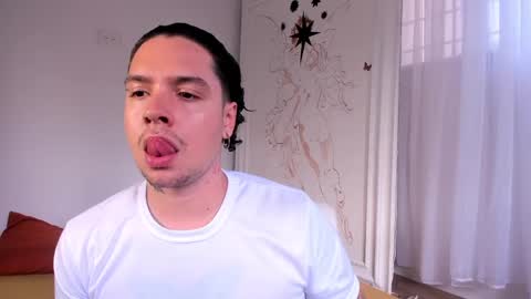 Snapshot of oliver_usher chatting on 1, 12, 2024 Mr Blue Sky online show from 1, 12, 2024