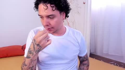 Snapshot of oliver_usher chatting on 2, 12, 2024 Mr Blue Sky online show from 2, 12, 2024