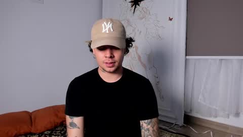 Snapshot of oliver_usher chatting on 8, 12, 2024 Mr Blue Sky online show from 8, 12, 2024