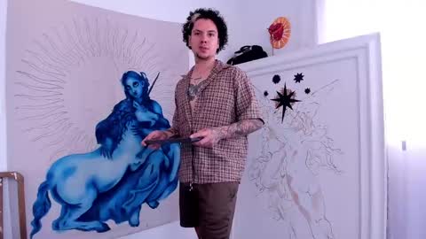 Snapshot of oliver_usher chatting on 12, 1, 2025 Mr Blue Sky online show from 12, 1, 2025