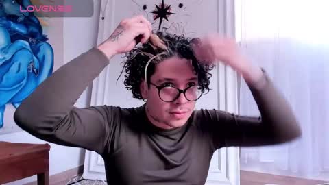 Snapshot of oliver_usher chatting on 26, 1, 2025 Mr Blue Sky online show from 26, 1, 2025