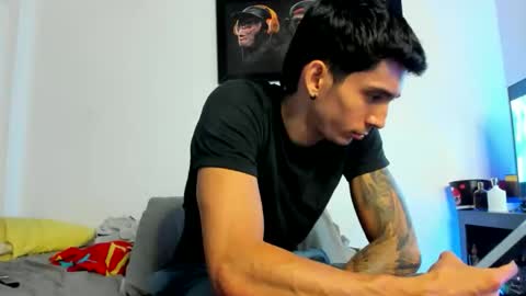 Oliver bennet online show from 26, 10, 2025