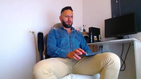 oliver online show from 9, 2, 2026