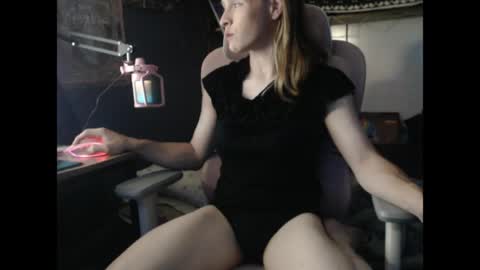 StonerBratOlivia online show from 7, 4, 2026