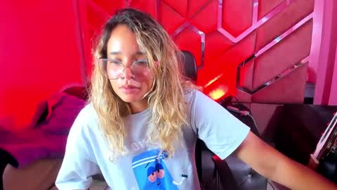  OLIVIA  online show from 27, 2, 2025