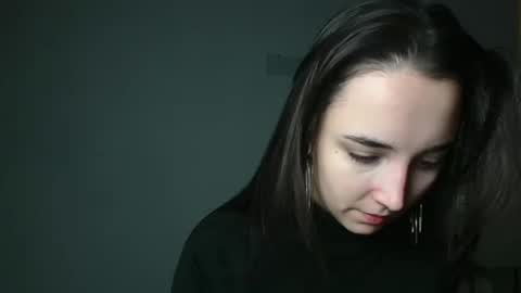 Snapshot of olivia_oliv chatting on 1, 2, 2026 Olivia online show from 1, 2, 2026