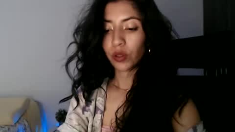 Snapshot of oliviaaa__ chatting on 28, 12, 2024 oliviaaa__ online show from 28, 12, 2024