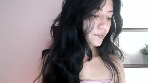 Snapshot of oliviaaa__ chatting on 7, 10, 2025 oliviaaa__ online show from 7, 10, 2025