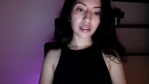 Snapshot of oliviaaa__ chatting on 14, 10, 2025 oliviaaa__ online show from 14, 10, 2025