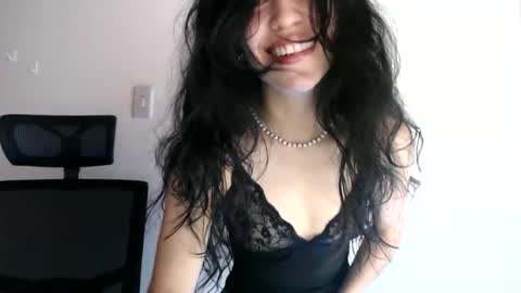 oliviaaa__ online show from 8, 2, 2026