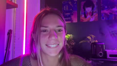 Olivia online show from 19, 12, 2024