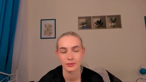 oliviaBeauty online show from 18, 4, 2026