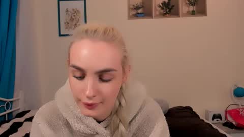 oliviaBeauty online show from 19, 4, 2026