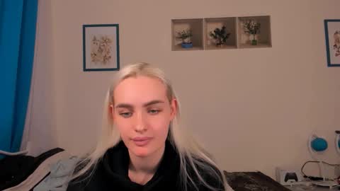 oliviaBeauty online show from 13, 5, 2026