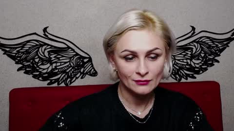 OliviaHorst online show from 4, 12, 2024