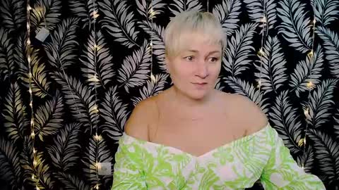 Kelly online show from 28, 12, 2024