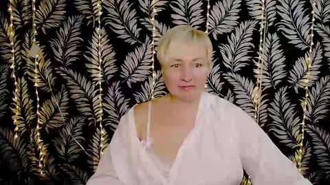 Kelly online show from 3, 3, 2025