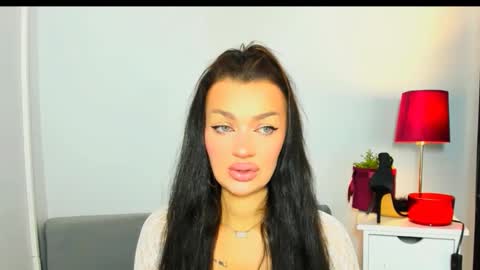 Snapshot of oliviawomen chatting on 7, 2, 2026 OliviaWomen online show from 7, 2, 2026