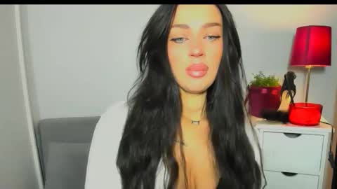 Snapshot of oliviawomen chatting on 9, 2, 2026 OliviaWomen online show from 9, 2, 2026