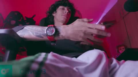     online show from 22, 11, 2025