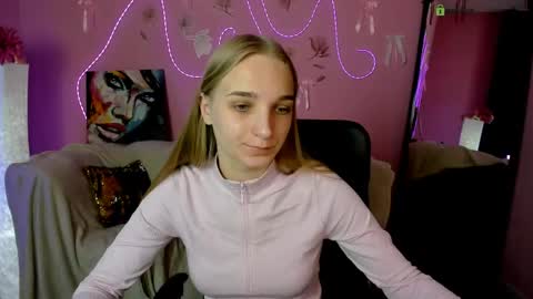 Snapshot of ollivia_dream chatting on 28, 4, 2026 Ollivia online show from 28, 4, 2026