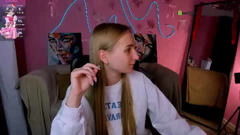 Snapshot of ollivia_dream chatting on 15, 6, 2026 Ollivia online show from 15, 6, 2026
