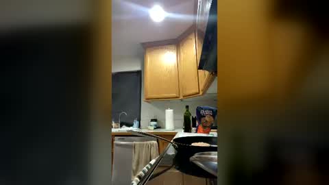 Snapshot of olohelohevibes chatting on 18, 7, 2026 olohelohevibes online show from 18, 7, 2026