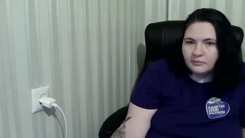 Snapshot of olyaandnetty chatting on 29, 10, 2025 OlyaAndNetty online show from 29, 10, 2025