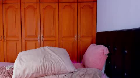 Martina Ricci online show from 24, 2, 2025