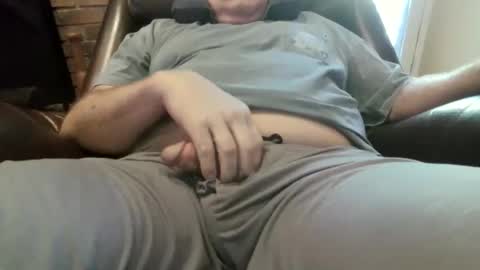 Snapshot of one4phun36830 chatting on 18, 9, 2025 bearcockringdaddymaturepunp online show from 18, 9, 2025