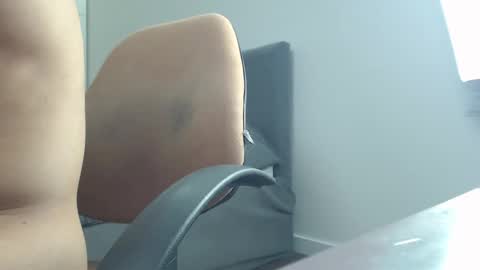 onebestlover online show from 19, 2, 2025