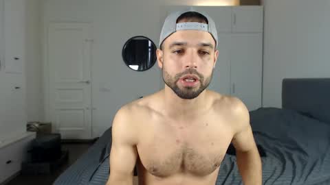 onebestlover online show from 31, 10, 2025