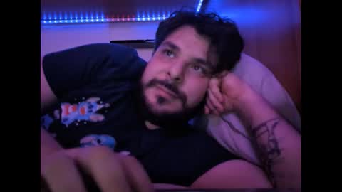 onecrew1 online show from 4, 11, 2025