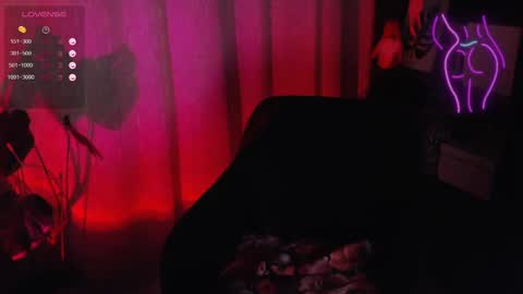  ONLINE   online show from 3, 1, 2025