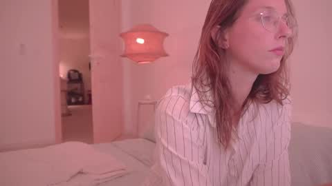 Snapshot of onelittlemermaid chatting on 4, 10, 2025 Ariel online show from 4, 10, 2025