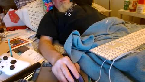 Snapshot of onemattu chatting on 12, 1, 2025 Mattu online show from 12, 1, 2025