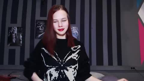 onessandra online show from 9, 10, 2025