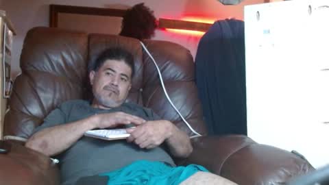 Snapshot of onewayallday chatting on 6, 11, 2025 onewaykenny online show from 6, 11, 2025