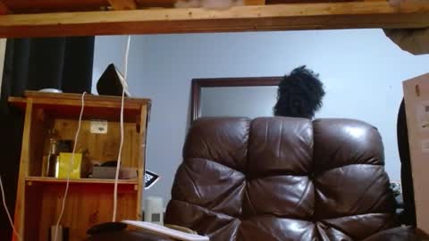 Snapshot of onewayallday chatting on 16, 11, 2025 onewaykenny online show from 16, 11, 2025