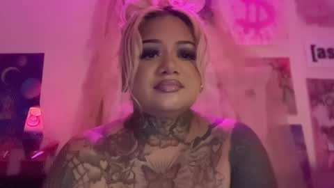 Avery Lee online show from 11, 7, 2026