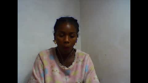 Snapshot of oooorazanasoa chatting on 1, 6, 2026 oooorazanasoa online show from 1, 6, 2026