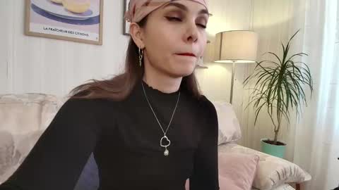 ophelia blue online show from 17, 1, 2026