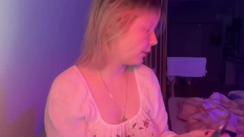 Ophelia online show from 21, 12, 2025