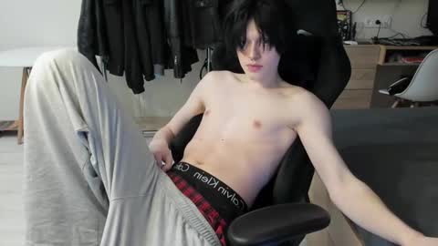 Bella and John online show from 27, 3, 2026