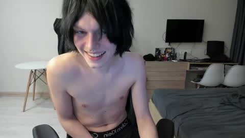 Bella and John online show from 2, 4, 2026