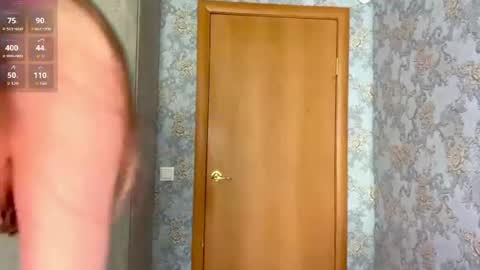 Yesenia online show from 18, 7, 2026