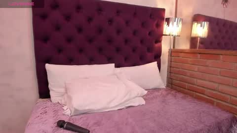 Snapshot of oriana_guzman chatting on 6, 12, 2024 Miss Guzman online show from 6, 12, 2024