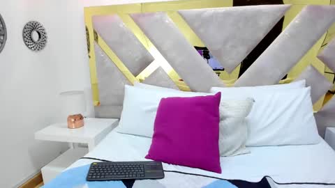 Snapshot of oriana_guzman chatting on 27, 1, 2025 Miss Guzman online show from 27, 1, 2025