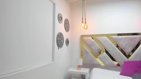 Snapshot of oriana_guzman chatting on 19, 2, 2025 Miss Guzman online show from 19, 2, 2025